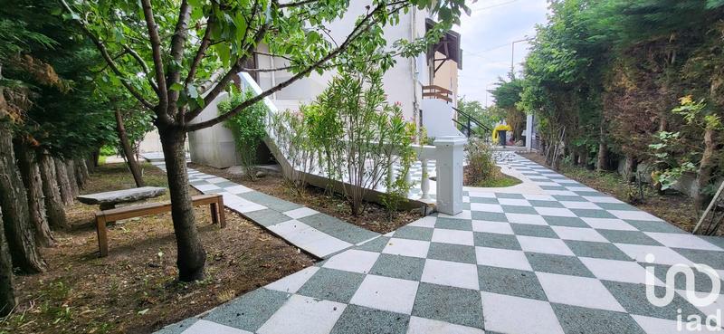 Maison - 160 m² - 5 pièces