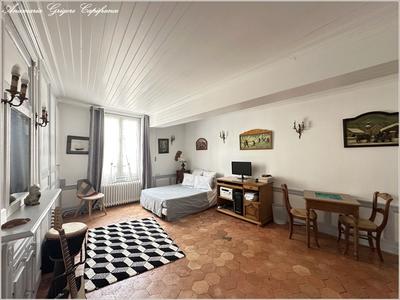 Maison de village - 231 m² - 6 pièces