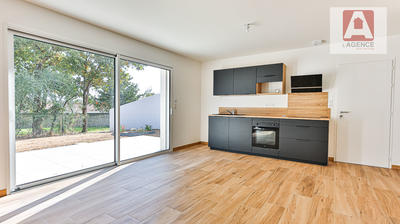 Maison - 80 m² - 4 pièces