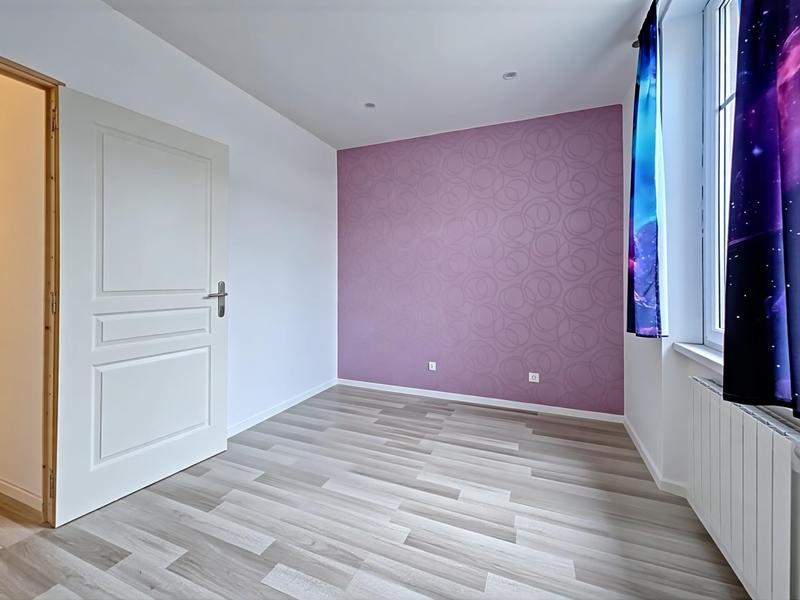 Maison - 80 m² - 5 pièces