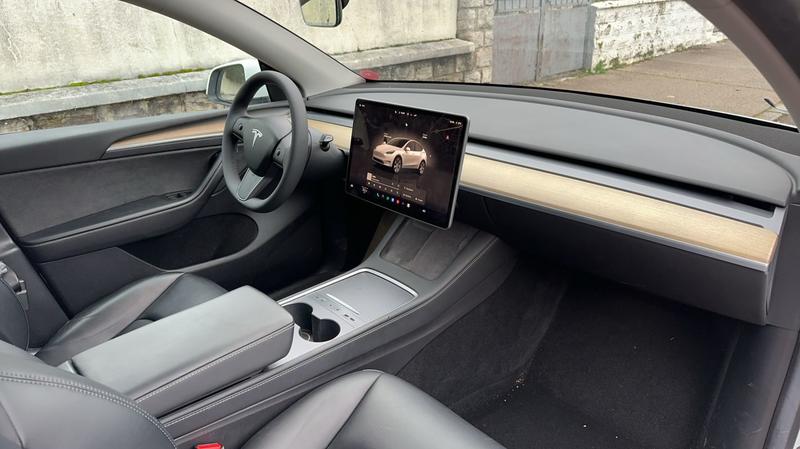 Tesla Model y I 514 Dual motor Awd Long Range