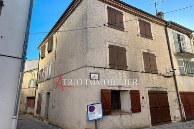 Maison de village - 132 m² - 8 pièces