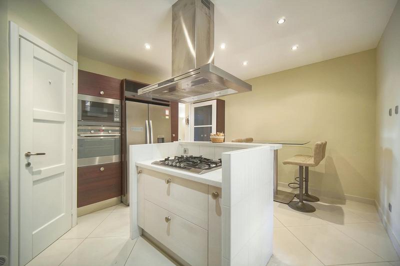 Appartement - 150 m² - 4 pièces