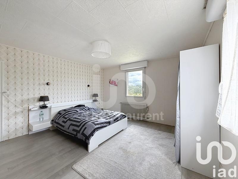 Maison - 136 m² - 6 pièces