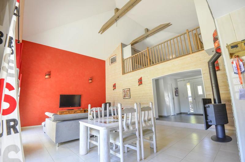 Maison - 159 m² - 6 pièces