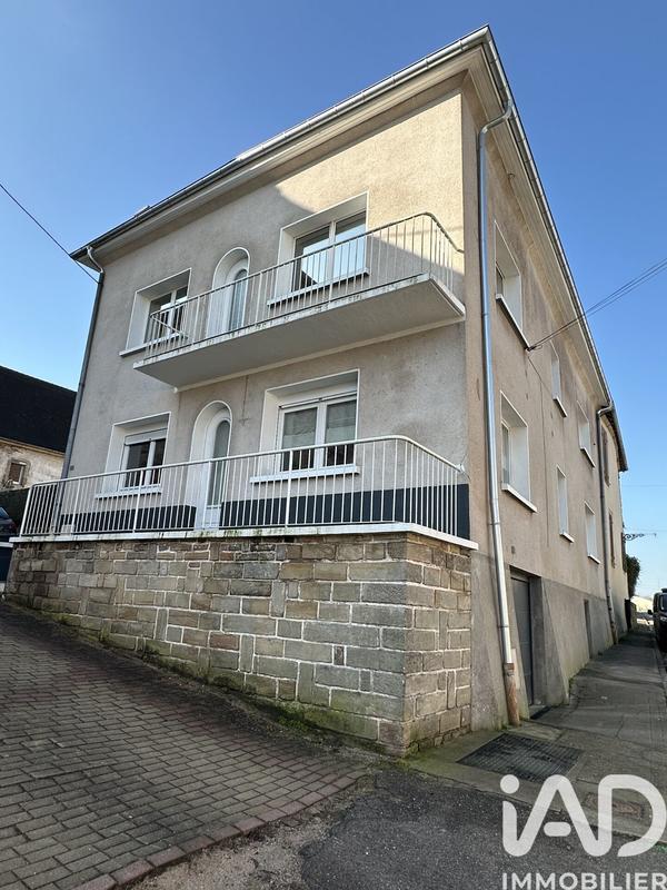 Maison - 182 m² - 8 pièces