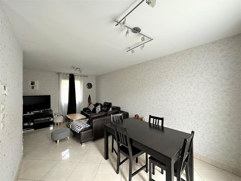 Maison - 86 m² - 5 pièces