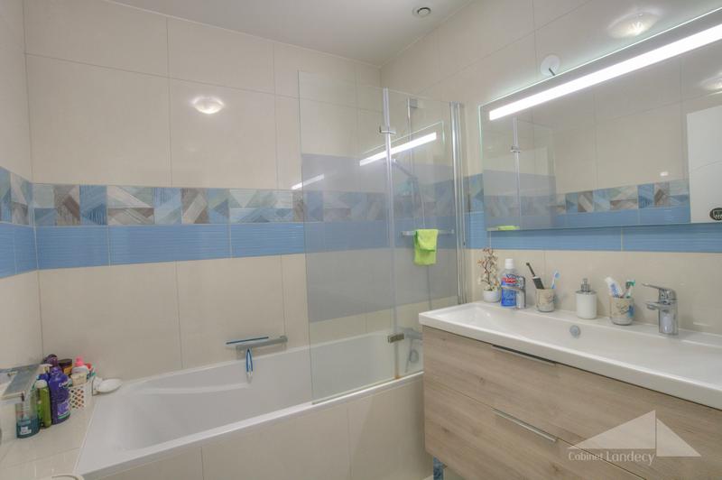 Maison contemporaine - 124 m² - 6 pièces