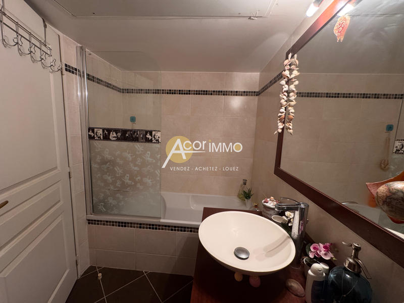 Appartement - 80 m² - 3 pièces