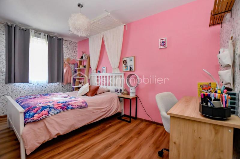 Pavillon - 99 m² - 5 pièces