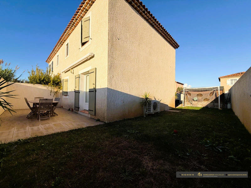 Maison - 94 m² - 5 pièces