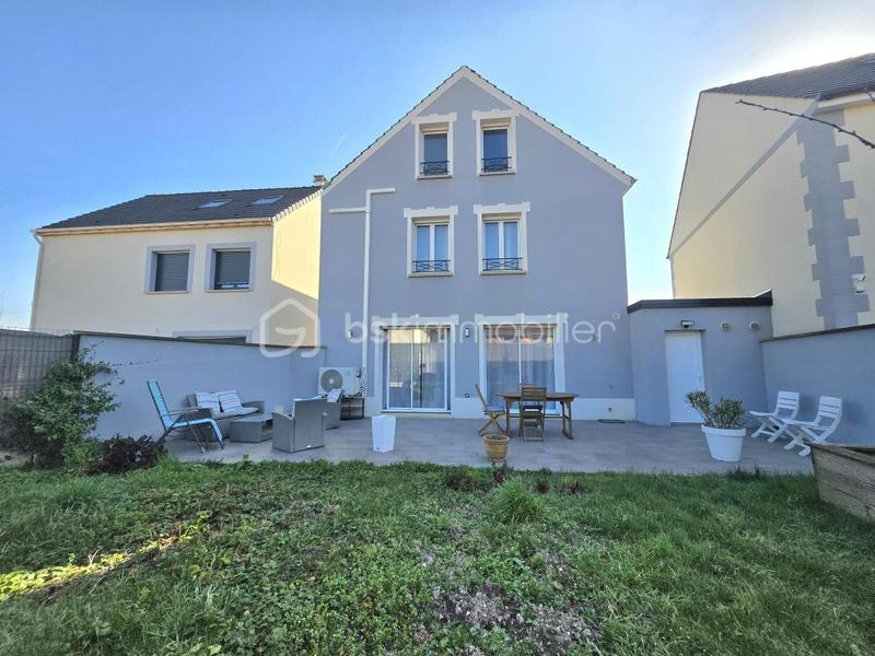 Maison - 118 m² - 5 pièces