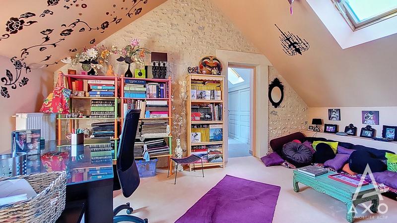 Maison - 371 m² - 12 pièces