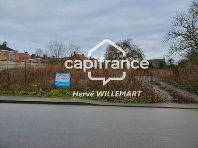 Terrain constructible - 2 048 m²