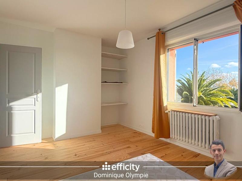 Maison - 170 m² - 8 pièces