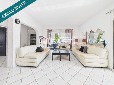 Maison - 150 m² - 7 pièces