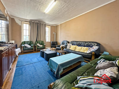 Maison - 263 m² - 7 pièces