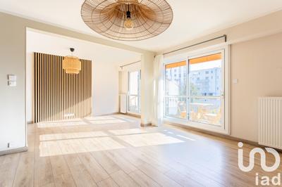 Appartement - 98 m² - 5 pièces