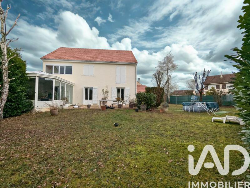 Maison - 197 m² - 6 pièces