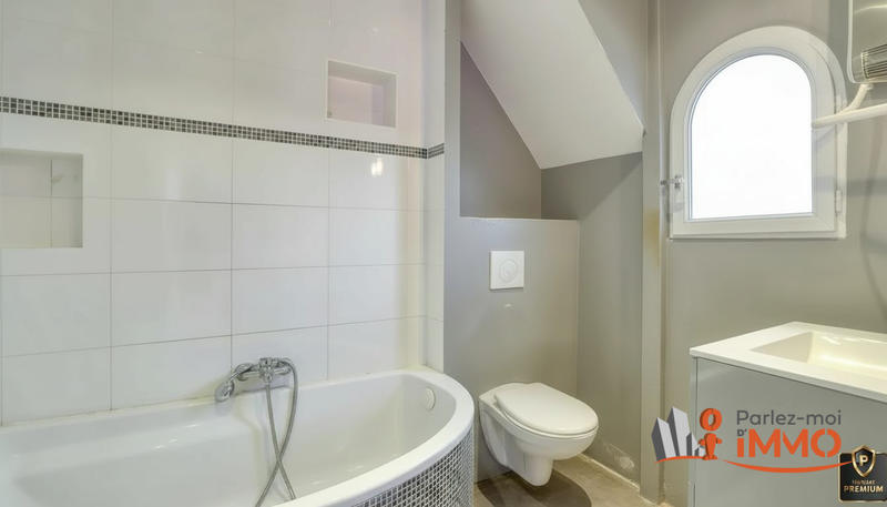 Maison - 109 m² - 5 pièces