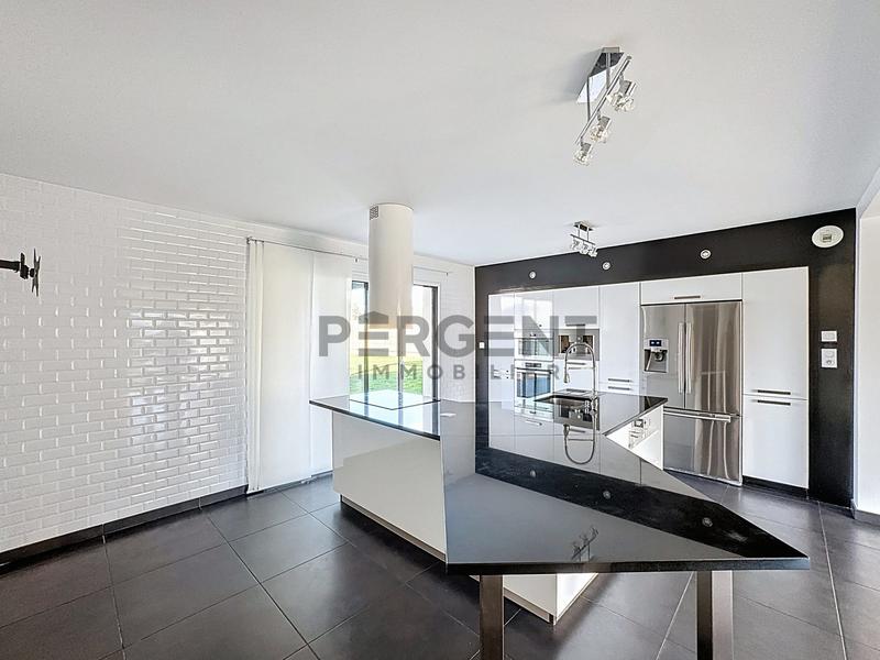 Maison - 154 m² - 5 pièces