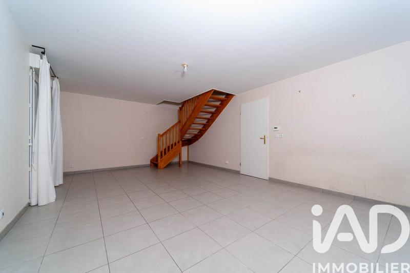 Maison - 93 m² - 4 pièces