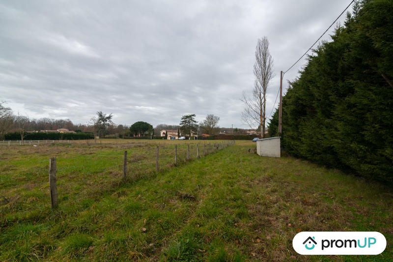 Terrain de loisirs - 2 078 m²