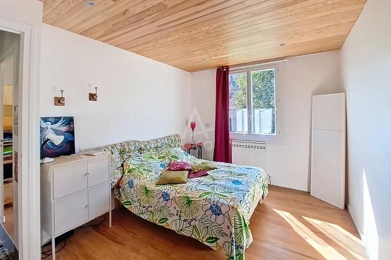 Maison - 96 m² - 4 pièces