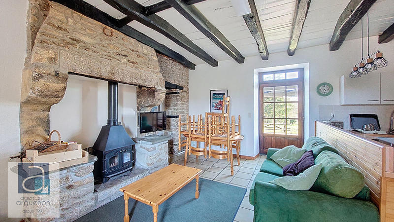 Maison - 330 m² - 14 pièces