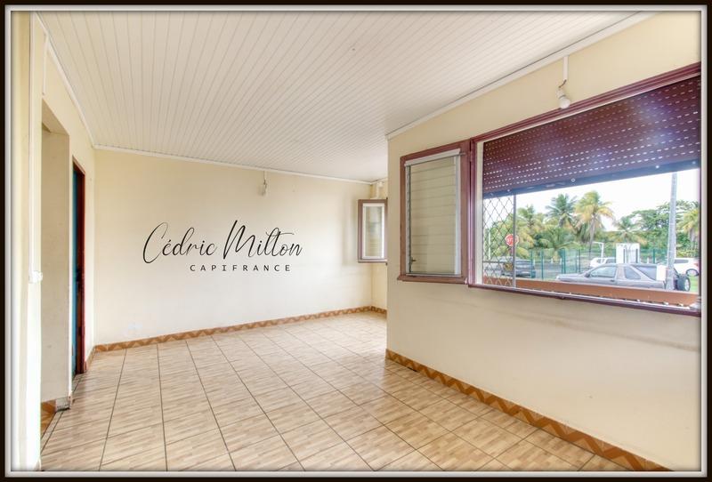 Maison - 138 m² - 8 pièces