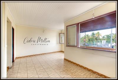 Maison - 138 m² - 8 pièces