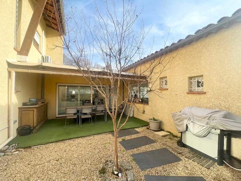Maison - 127 m² - 5 pièces