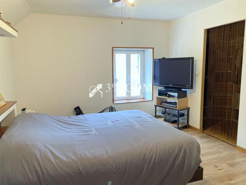 Maison de village - 207 m² - 5 pièces