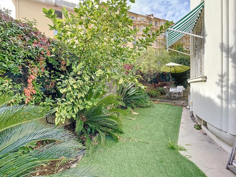 Appartement - 96 m² - 4 pièces