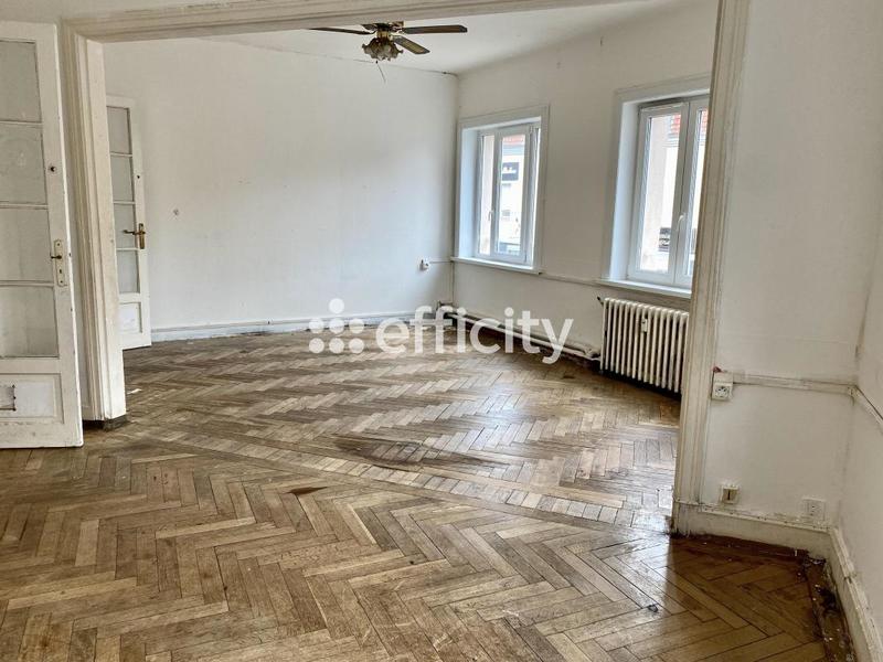 Appartement - 133 m² - 6 pièces