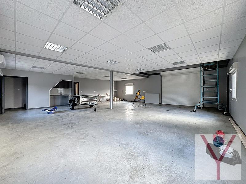 Local commercial - 284 m²