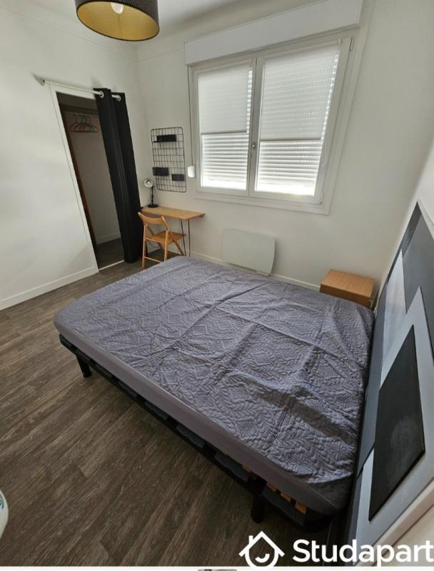 Chambre - 13 m² - 1 pièce