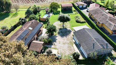 Maison - 271 m² - 9 pièces