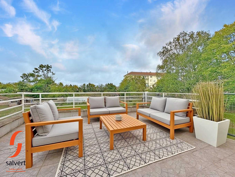 Maison - 141 m² - 6 pièces