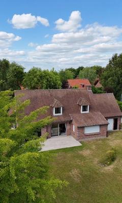 Maison - 205 m² - 8 pièces