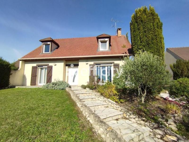 Maison - 145 m² - 6 pièces