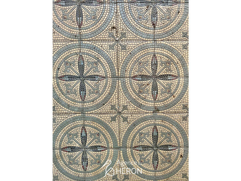 Propriété - 337 m² - 16 pièces