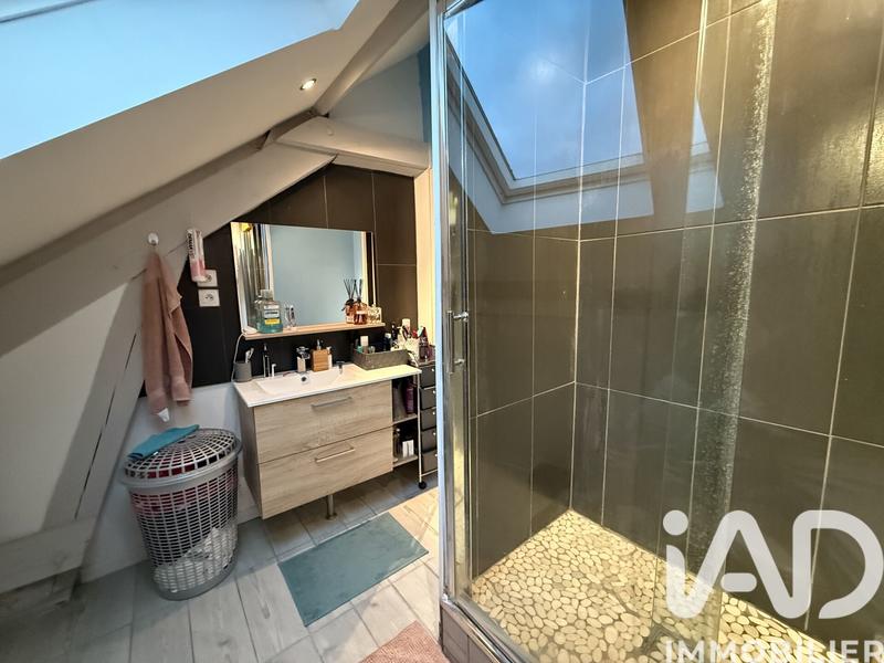 Appartement - 80 m² - 3 pièces