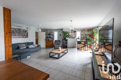 Maison - 180 m² - 6 pièces