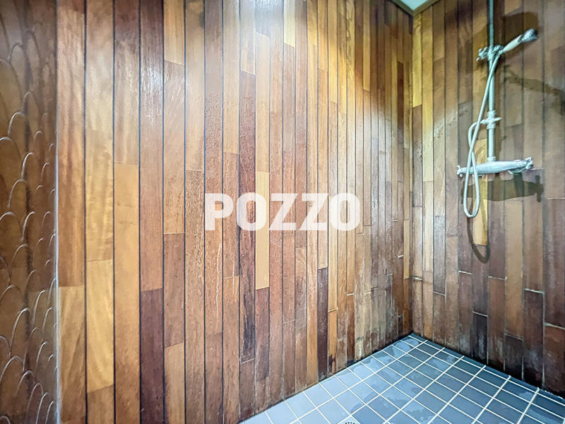 Maison - 138 m² - 5 pièces