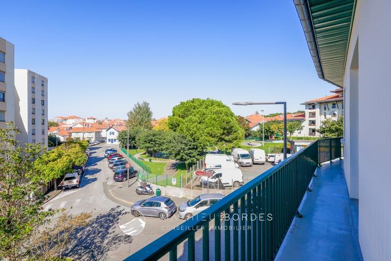 Appartement - 92 m² - 4 pièces