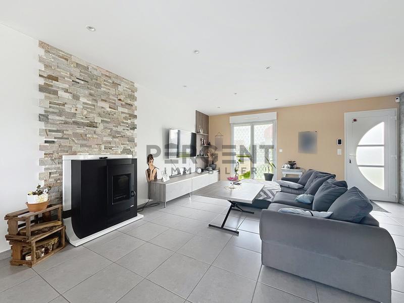 Maison - 84 m² - 4 pièces