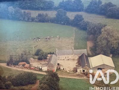 Maison - 89 m² - 5 pièces