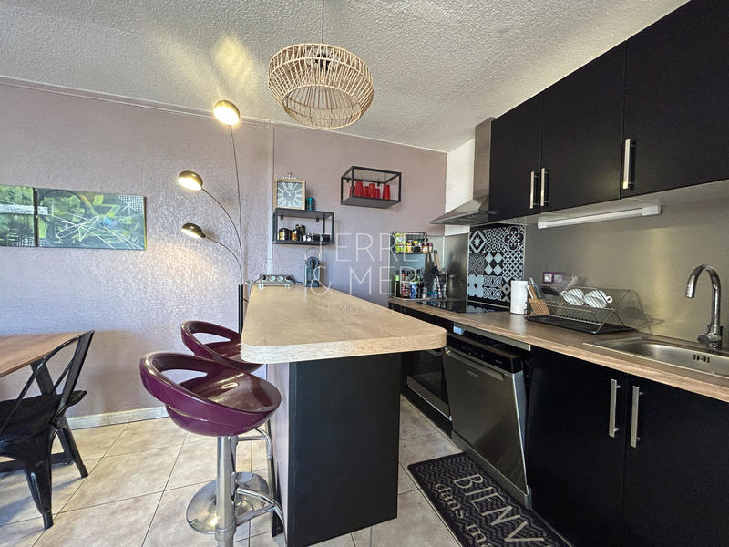 Appartement - 60 m² - 3 pièces