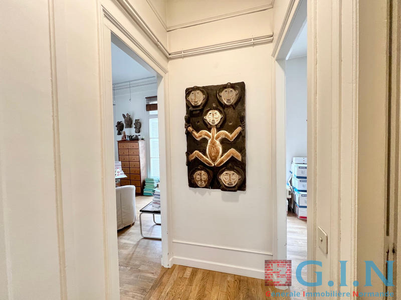 Appartement - 155 m² - 5 pièces